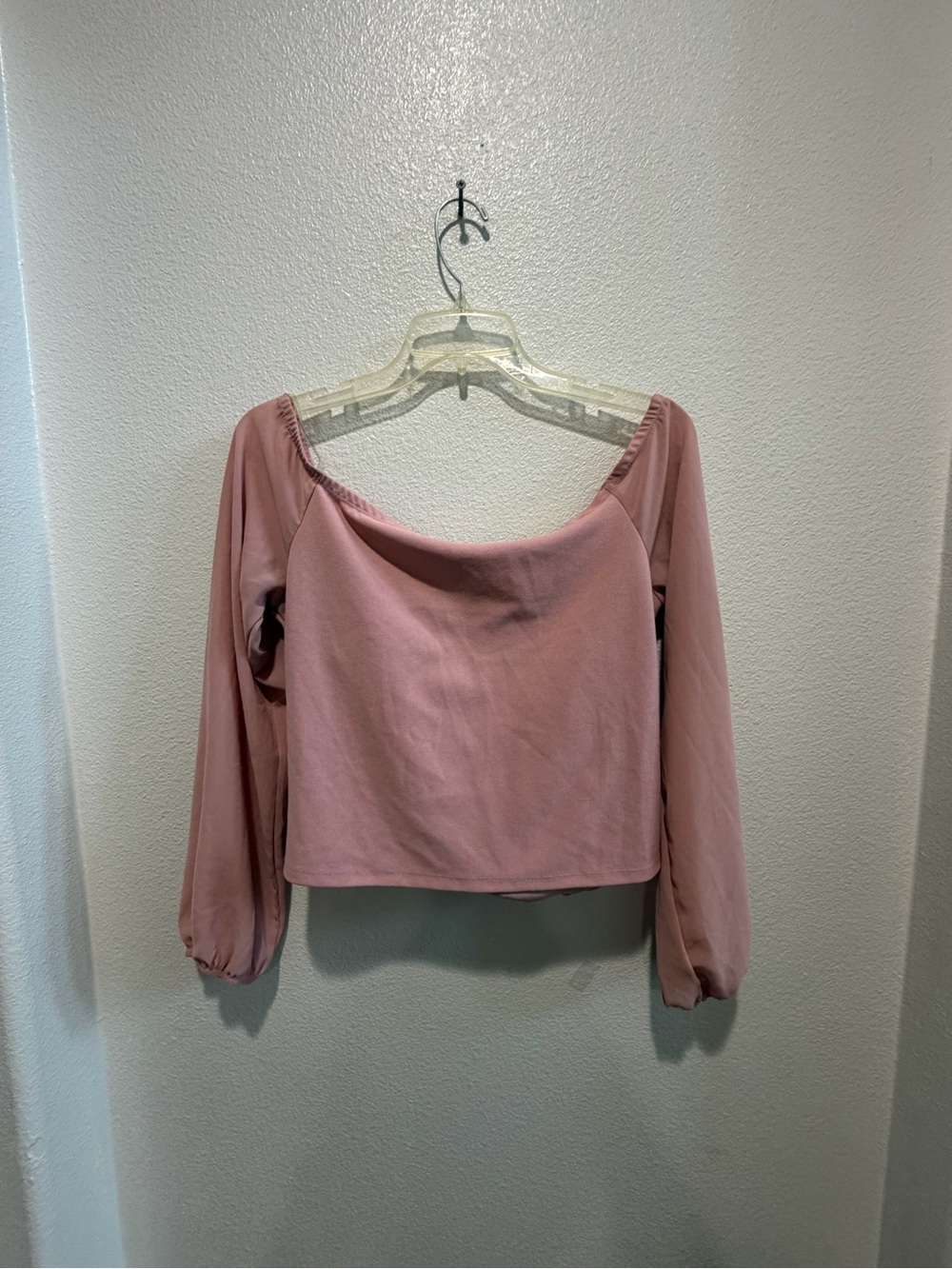 Windsor dusty pink long sleeved crop top
